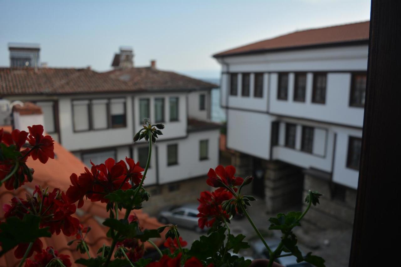 Patche - A Wine Cellar Hideaway In The Historic Of Revolutionary Metodi Patche