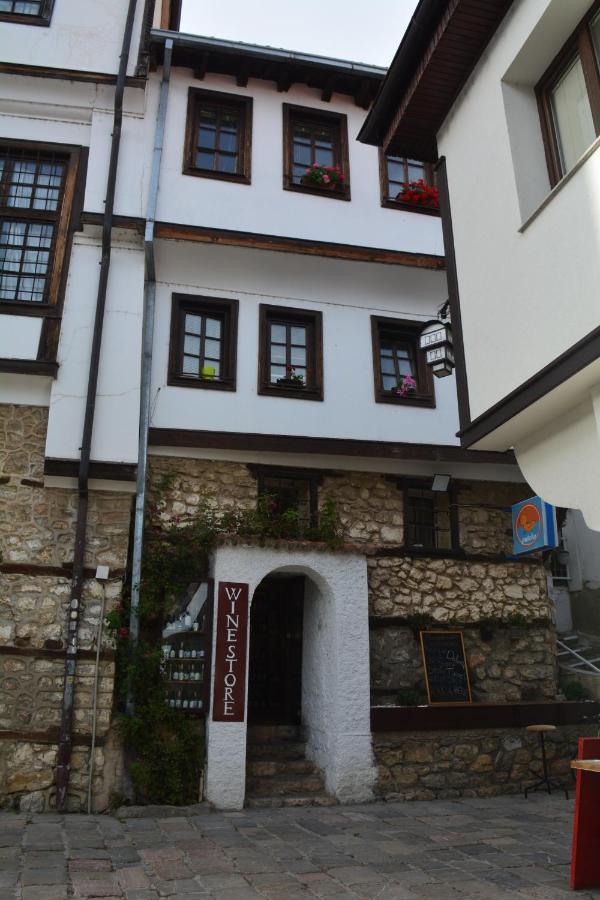 Patche - A Wine Cellar Hideaway In The Historic Of Revolutionary Metodi Patche Apartman