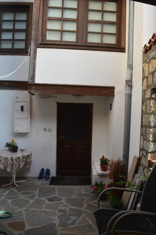 Patche - A Wine Cellar Hideaway In The Historic Of Revolutionary Metodi Patche