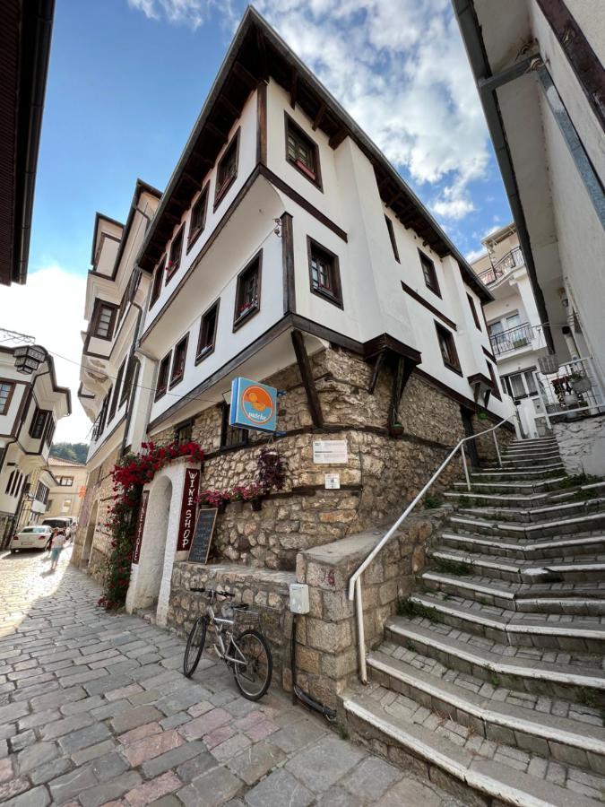 Patche - A Wine Cellar Hideaway In The Historic Of Revolutionary Metodi Patche Apartman Ohrid